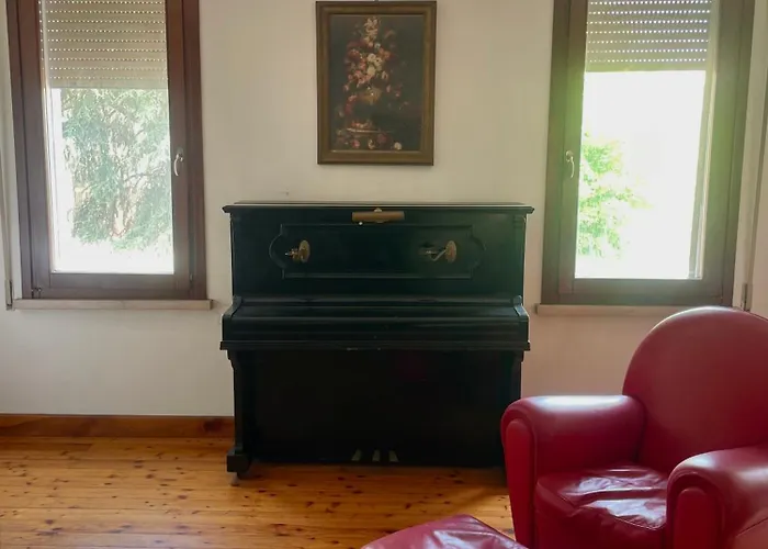 Storico Con Parco Pensión Sanguinetto