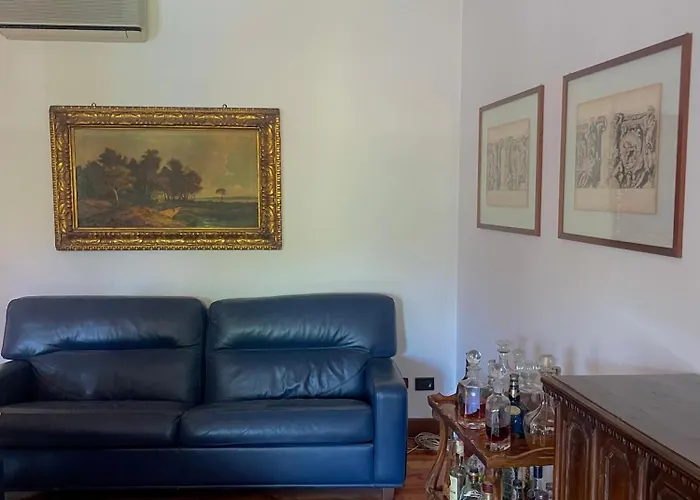 Storico Con Parco Pensión
