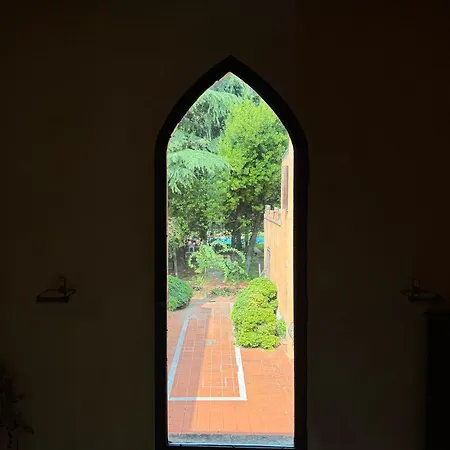 Storico Con Parco Guest house *